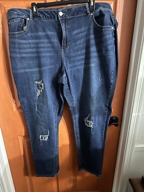 Women’s Distressed Dark Blue Jeans - Classic Fit